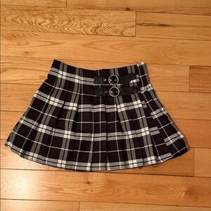 Forever 21 Black and White Plaid Mini Skirt